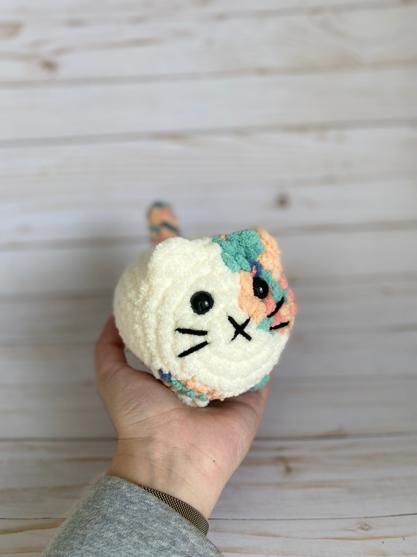 Spotted Loaf Cat - Artsy & Adorable