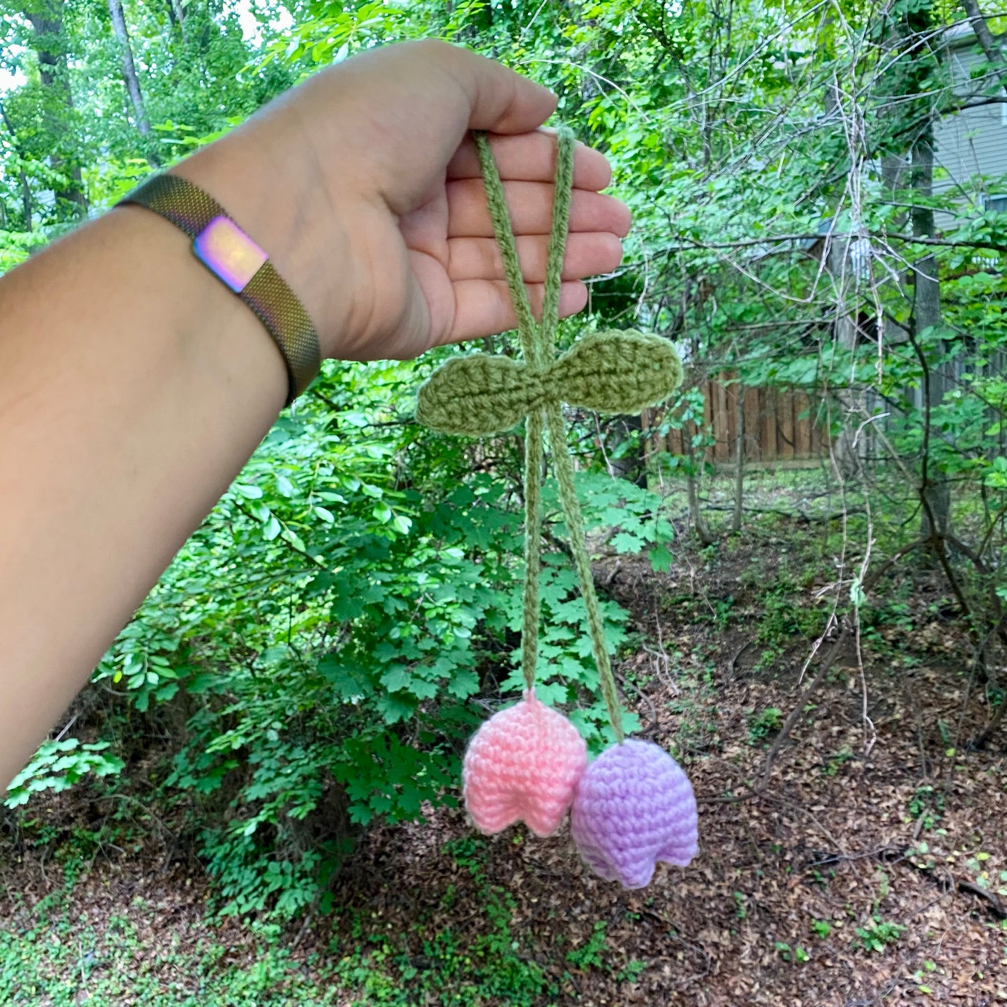 Tulip Hanger - Artsy & Adorable