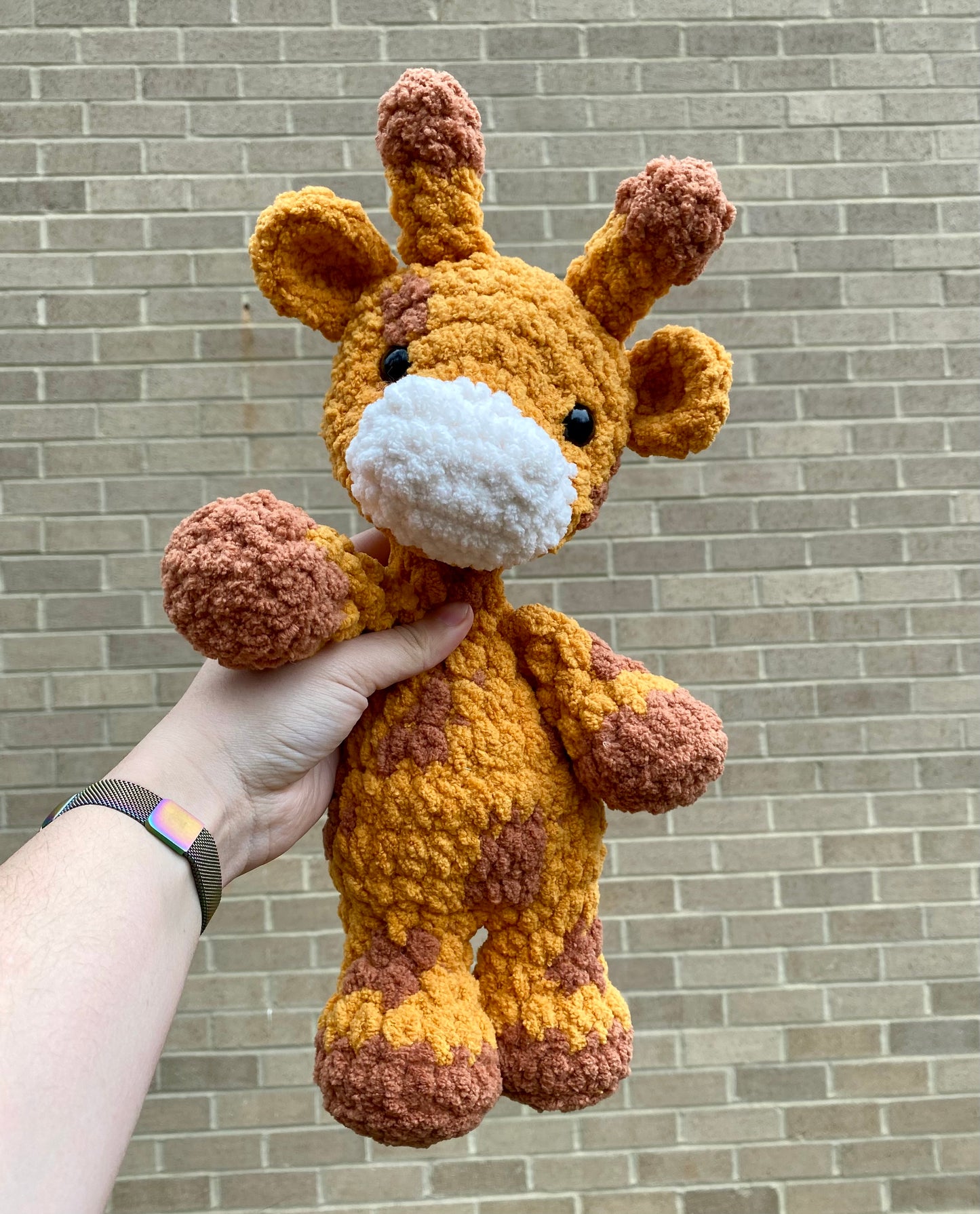 Giraffe - Artsy & Adorable
