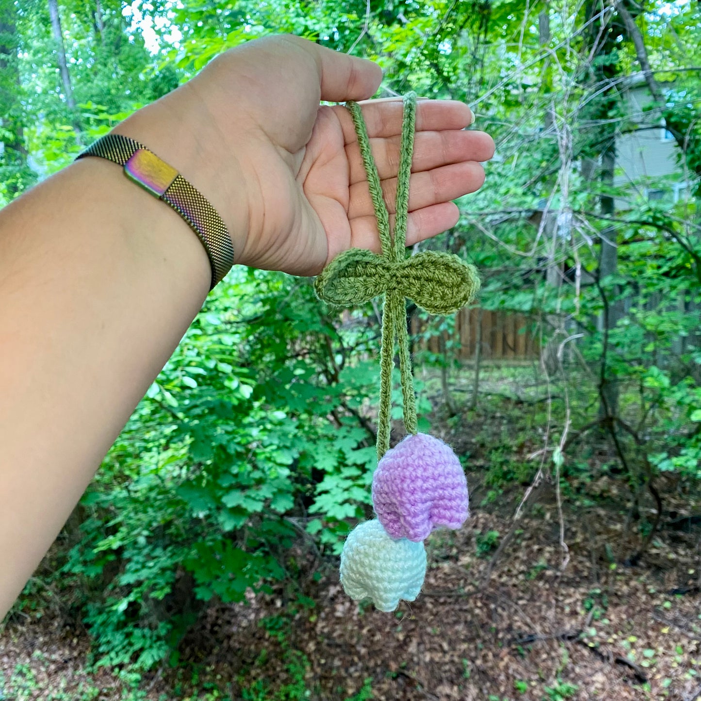 Tulip Hanger - Artsy & Adorable