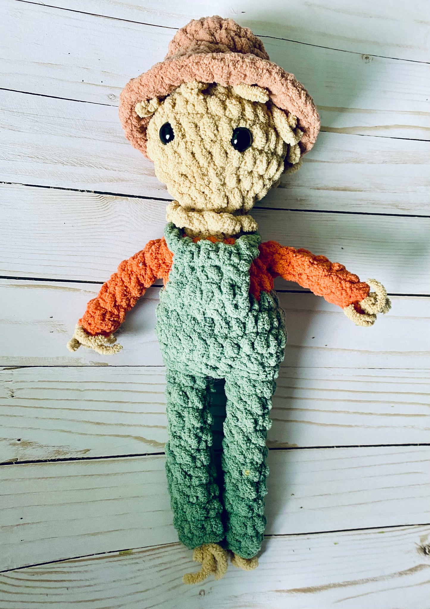 Scarecrow - Artsy & Adorable