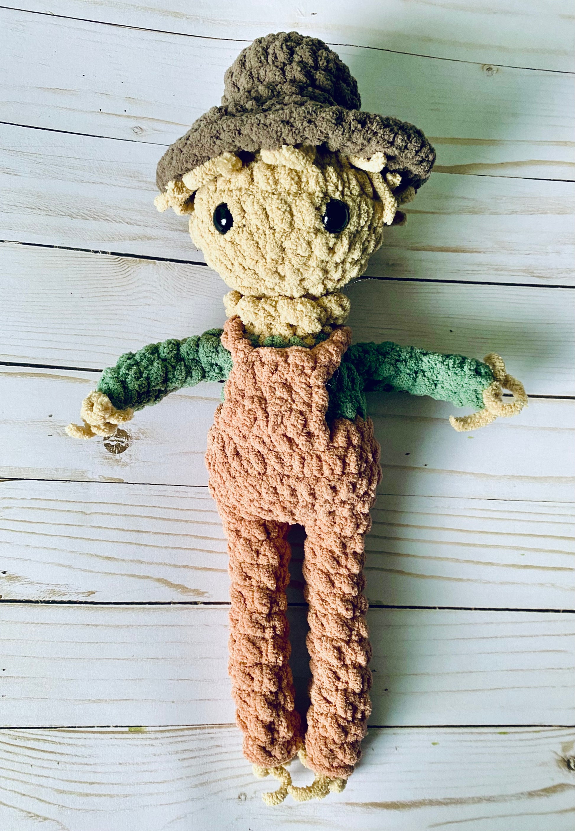 Scarecrow - Artsy & Adorable